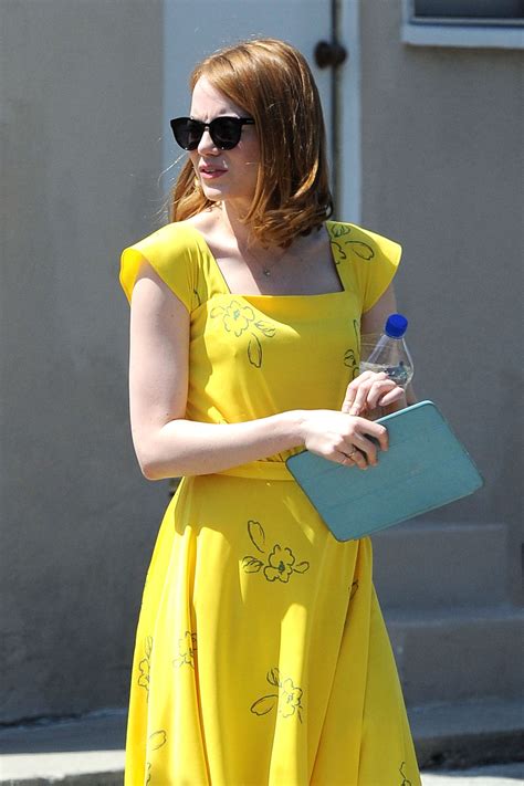 la la land yellow dress image.